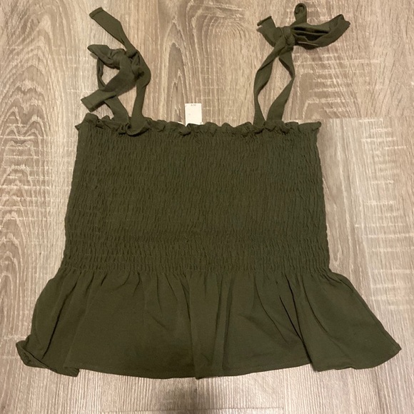 olive green h&m top - Picture 1 of 1